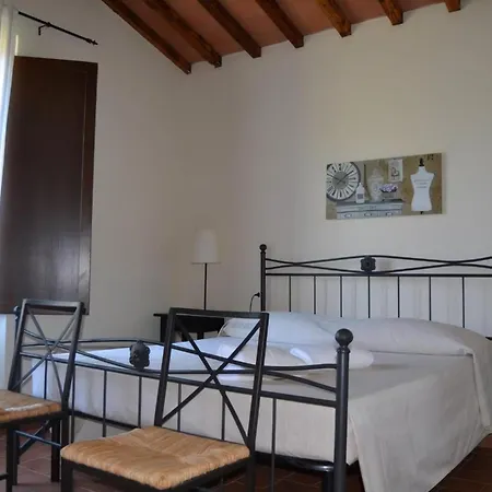 Apartman Superior Drei Mit Garten Und Pavillon